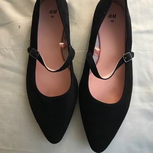 Pointy Mary Jane flats never worn